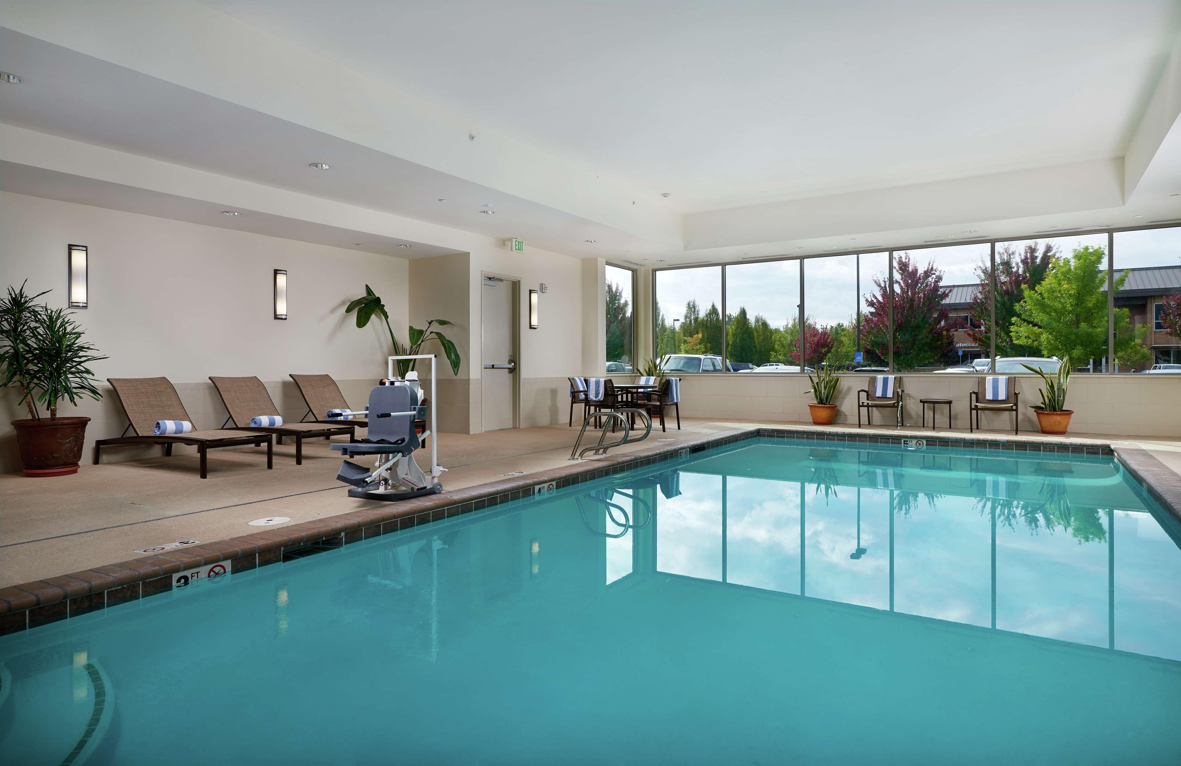 Hampton Inn And Suites Salem Ngoại thất bức ảnh