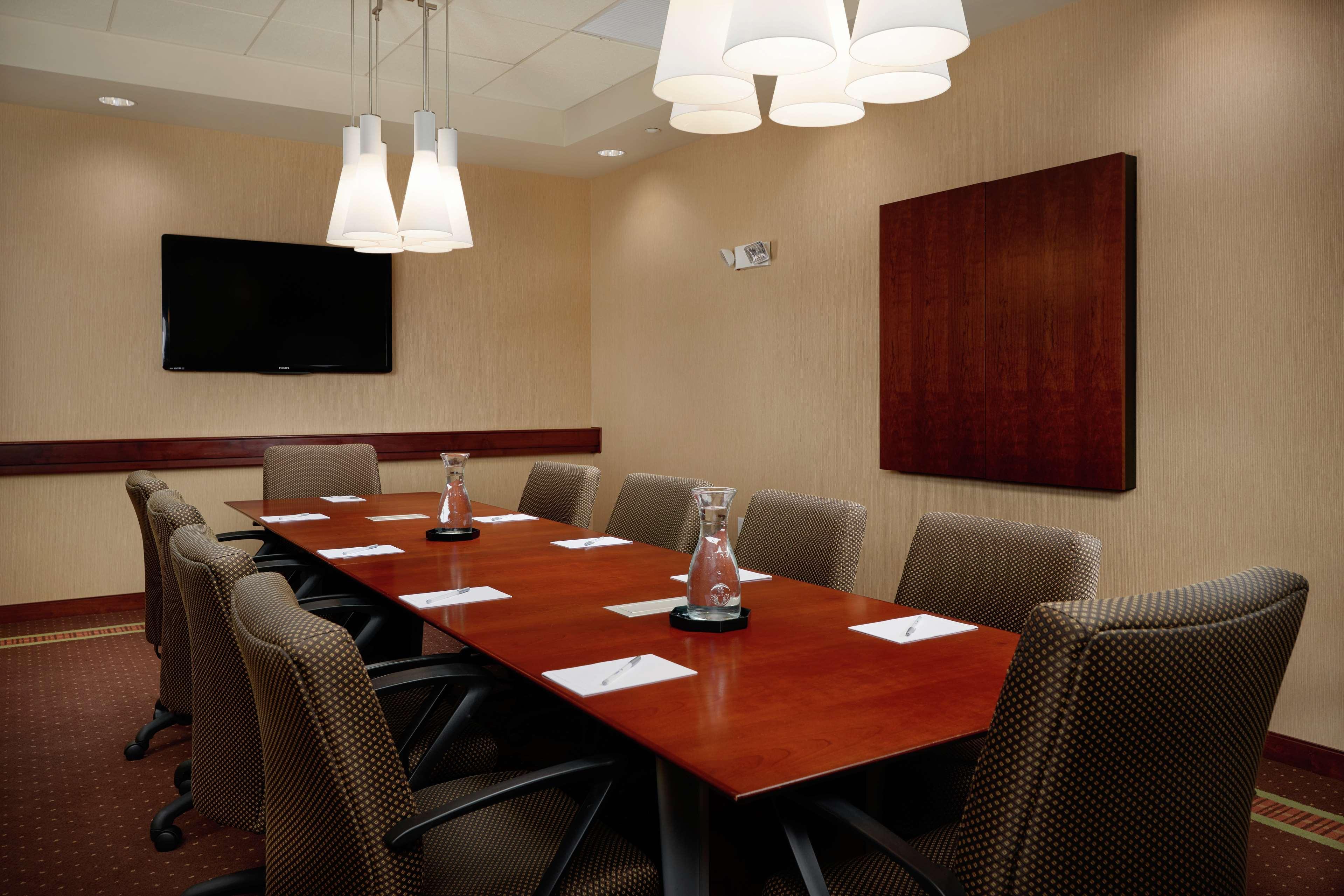 Hampton Inn And Suites Salem Ngoại thất bức ảnh