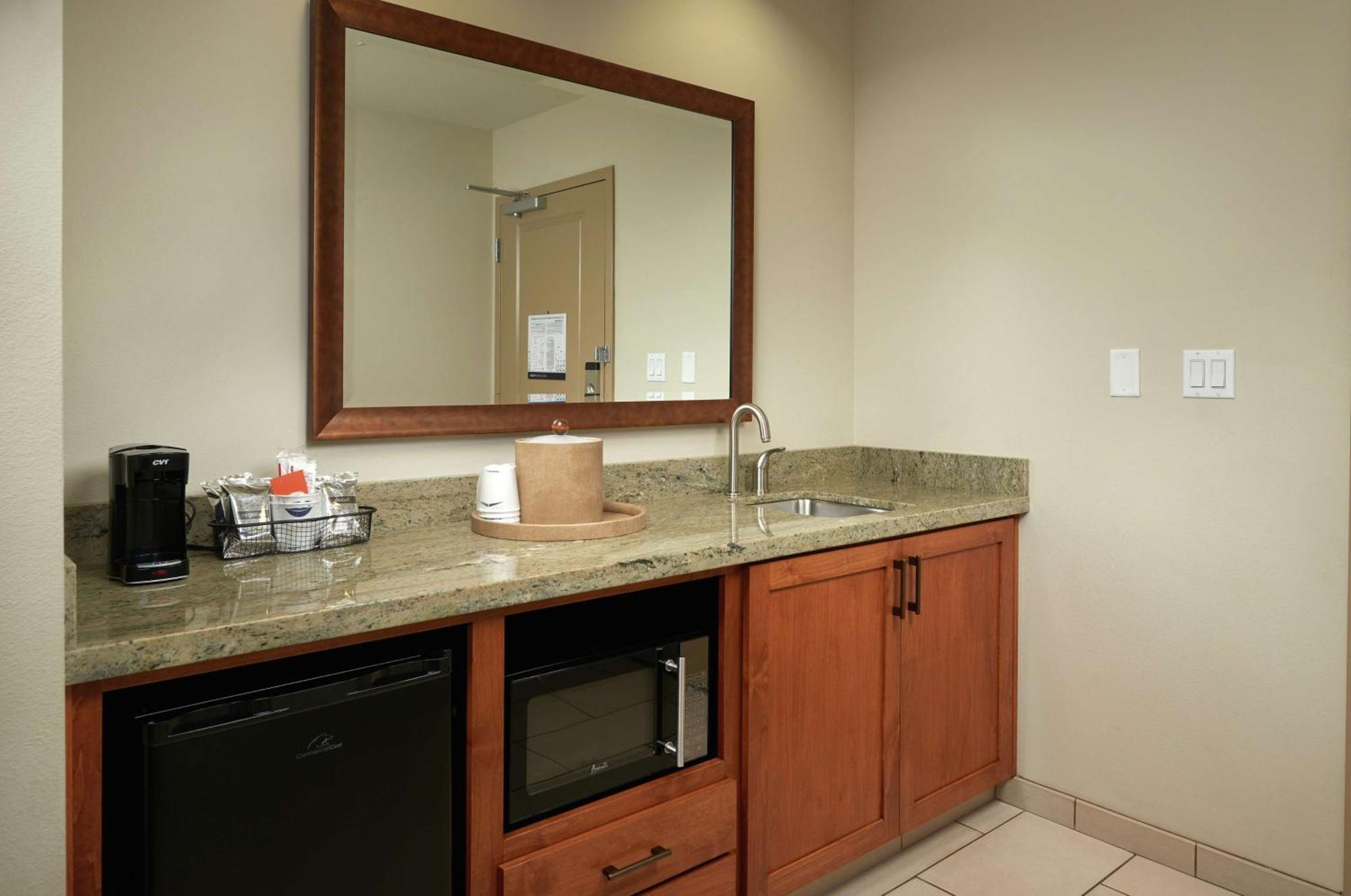 Hampton Inn And Suites Salem Ngoại thất bức ảnh