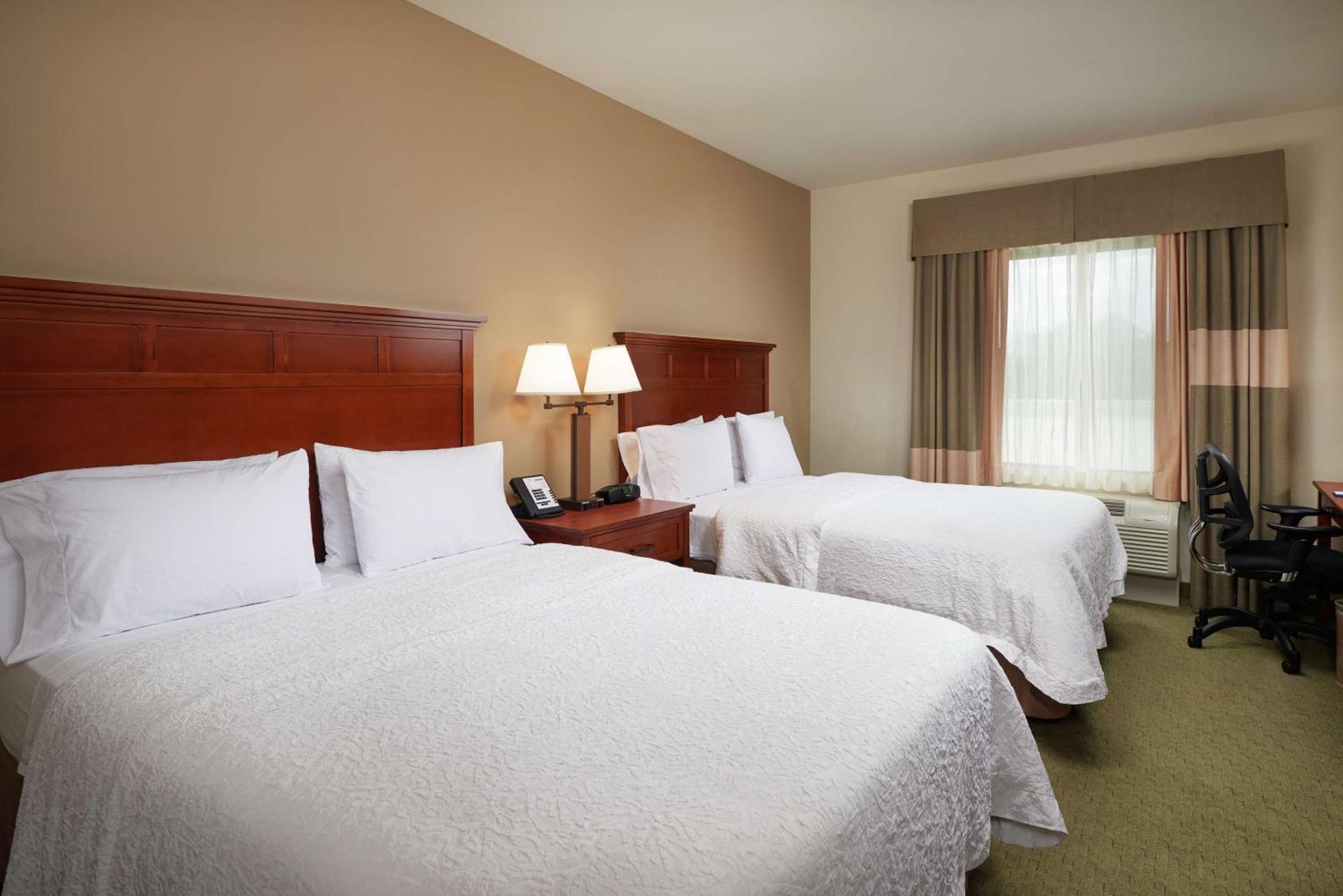 Hampton Inn And Suites Salem Ngoại thất bức ảnh
